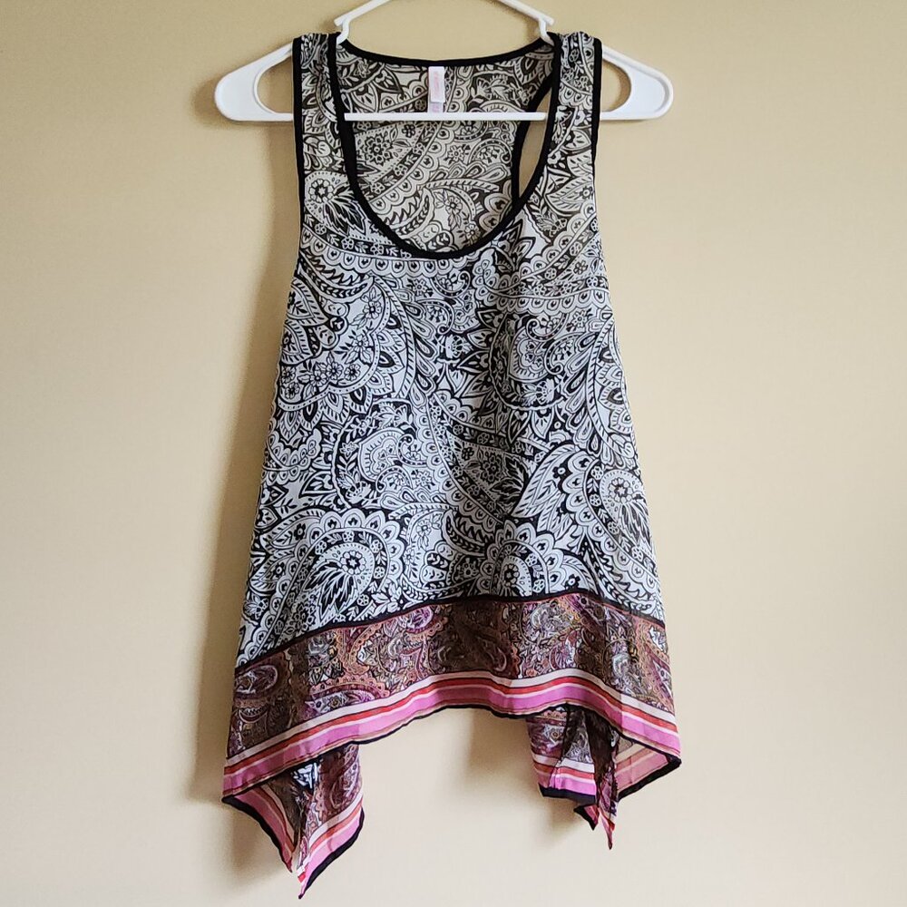 Xhiliration Juniors Black/Pink Paisley Racerback Tank Top Size Large